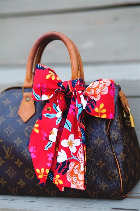 louis vuitton handbag with scarf